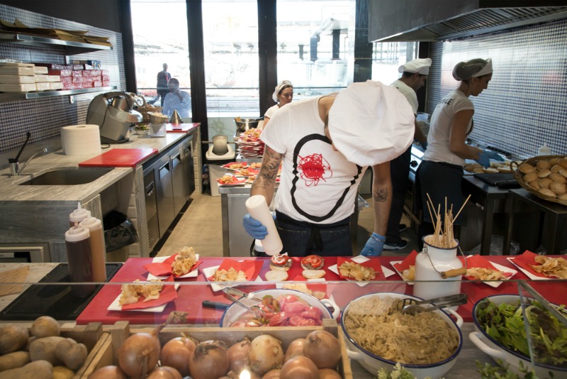 Enrico Lagorio: hamburger, mare e musica classica | Foto di Federica Di Giovanni