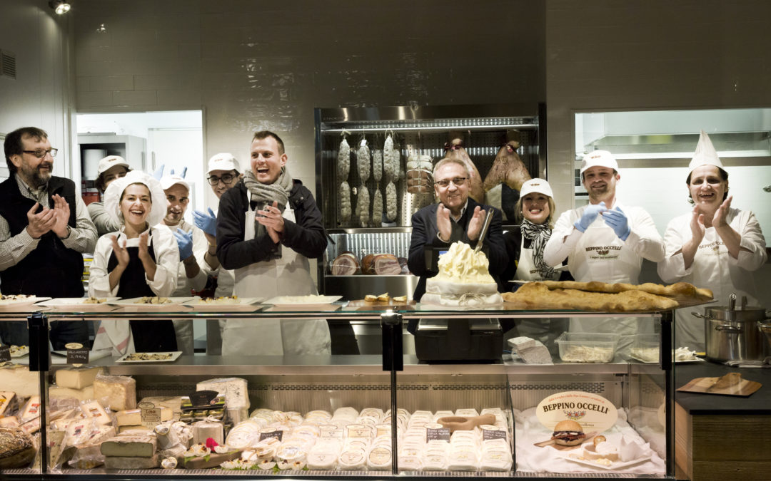 Mercato Centrale Torino | Beppino Occelli - La bottega del burro e dei formaggi - Beppino Occelli